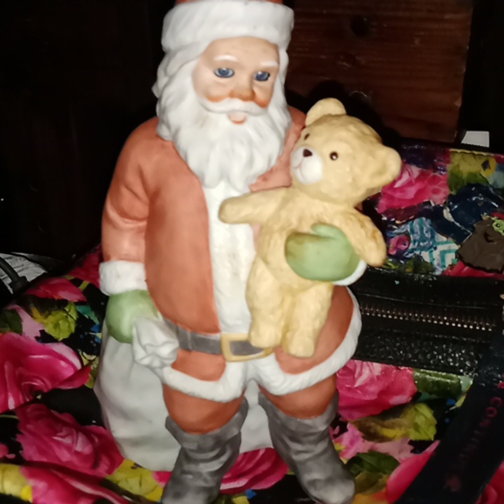 The Victorians Santa Claus. Music wind up.